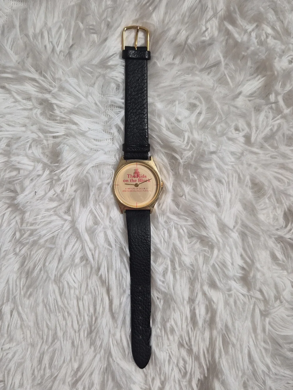 Vintage The Kids On The Block Watch Black Leather Band Gold Tone Round Face Pupp